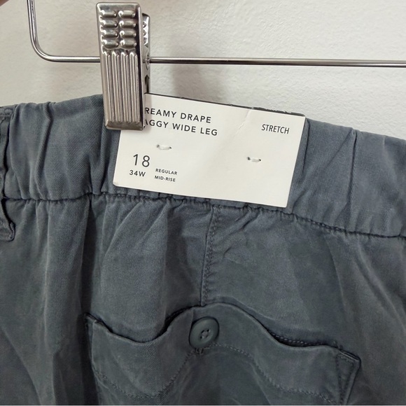 American Eagle Stretch Dreamy Drape Cargo Pants Dark Gray Baggy Size 18 NWT - Picture 3 of 8